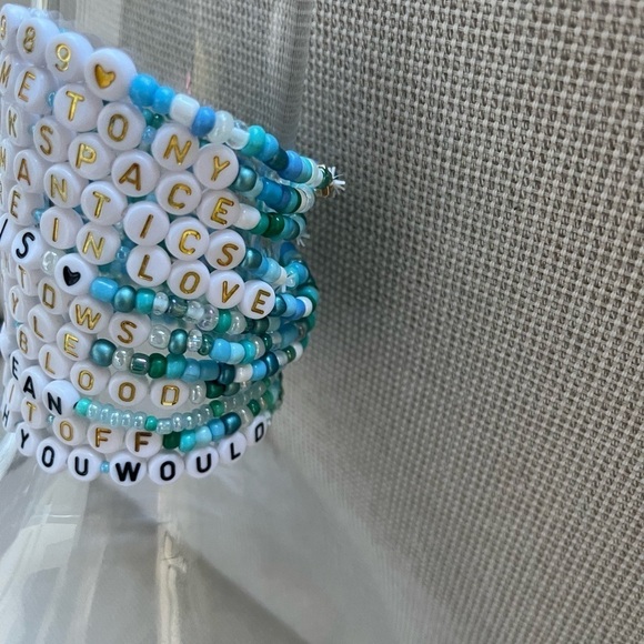 Bestselling Friendship Bracelets for Trading at Taylor Swift events. 25 Pack - Picture 14 of 16